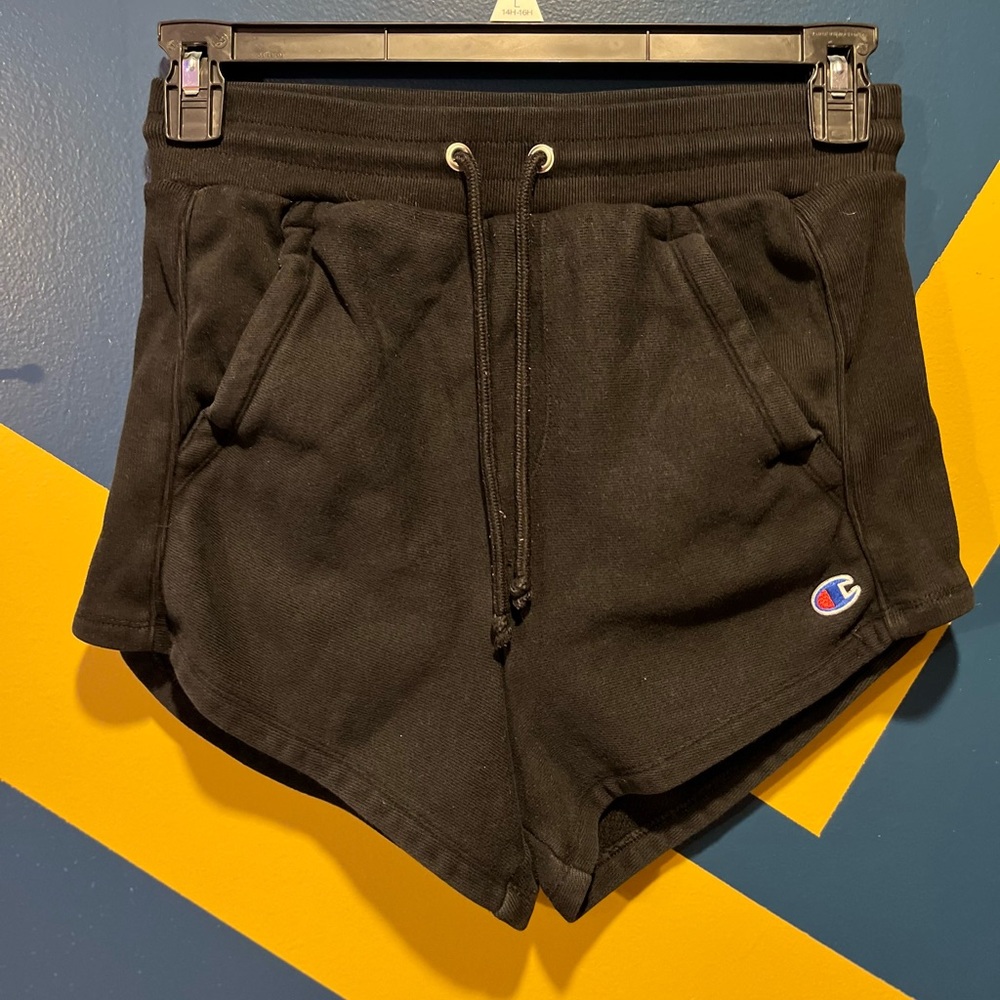 Champion Black Embroidered Logo Sweat Shorts EUC